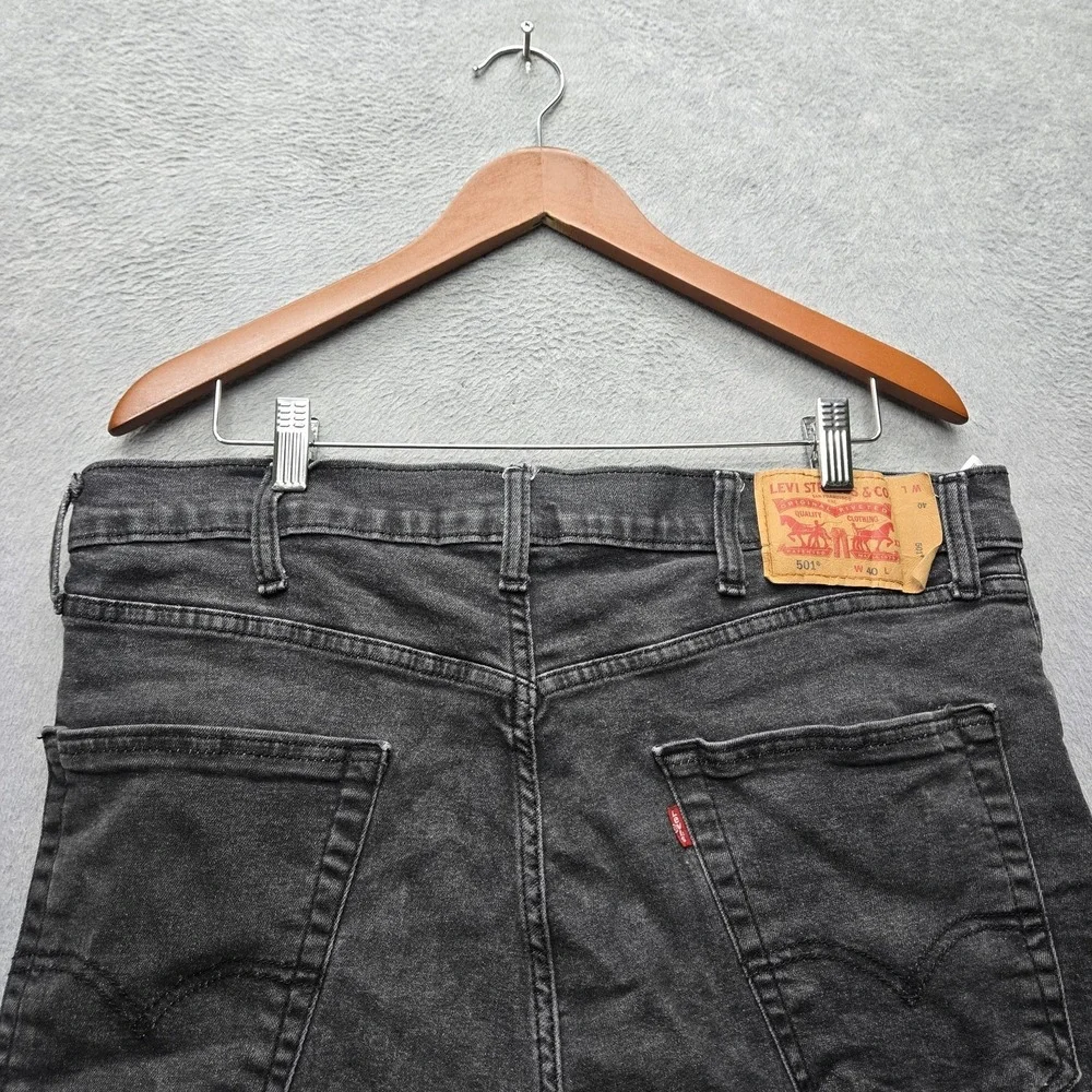 Levi's 501 Men Shorts W40 L9 Black Denim Original Fit Straight‎ Leg Button